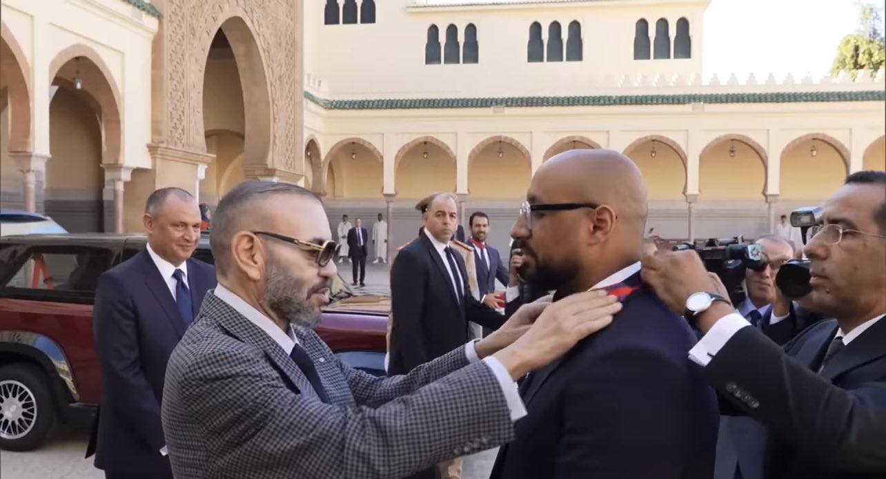 فوزي-النجاح-مخترع-أول-سيارة-في-العالم-تعمل-بالهيدروجين يشكر الملك محمد السادس