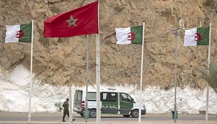 المعبر الحدوديزوج بغال بين الجزائر والمغرب